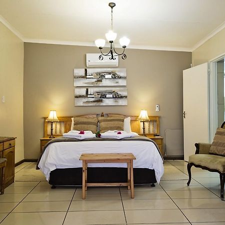 Bed and Breakfast Holme Lea Manor Piet Retief Esterno foto