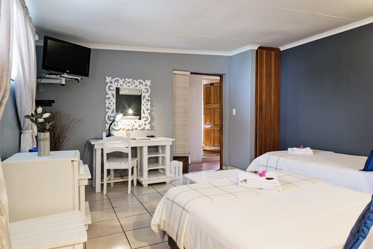 Bed and Breakfast Holme Lea Manor Piet Retief Esterno foto